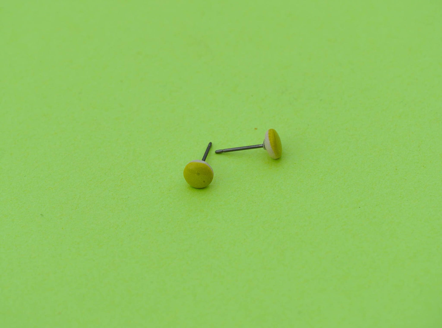 Stud Earrings: Blue