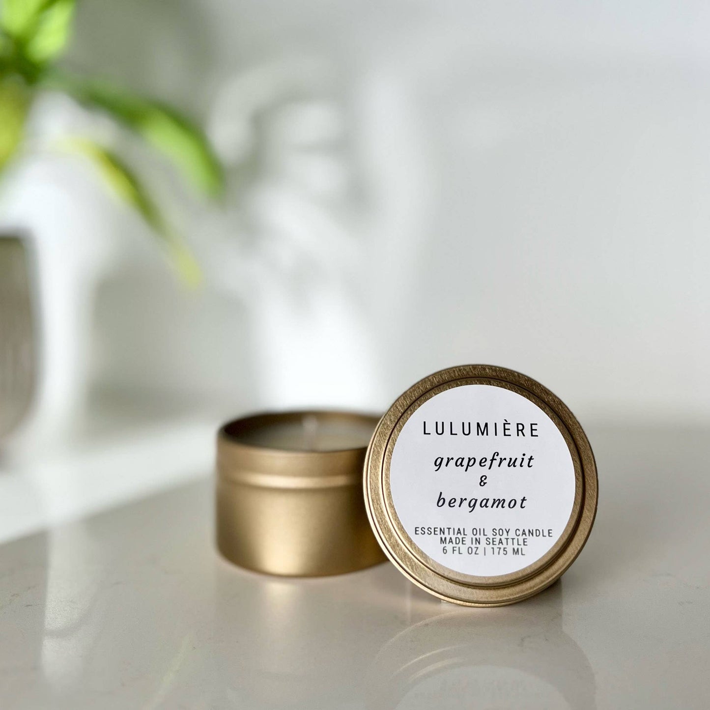 Grapefruit & Bergamot Gold Tin Candle