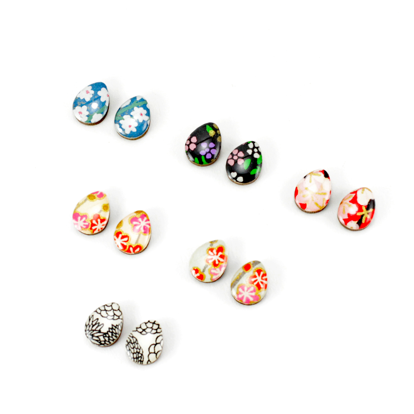 Oval egg shaped titanium stud earrings: Floral Chiyogami